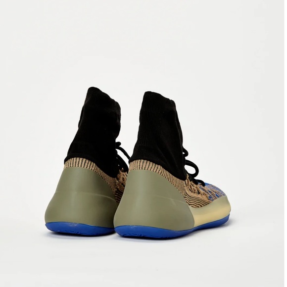 Yeezy bsktball knit. Sz 11.5